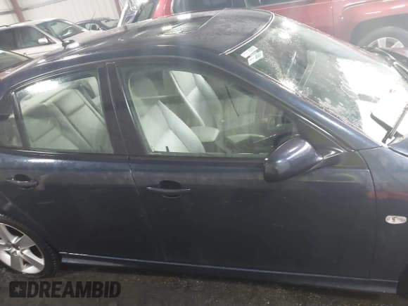 ✅ 2009 Saab 9-3 Comfort • VIN: YS3FB49Y491005481 • Lot: 40857427. Wystawiony na IAAI z przebiegiem 126 892 mil. Bezpłatny archiwum sprzedaży aukcyjnych z USA i szczegółowy raport historii pojazdu na DreamBid. Zdjęcie 13.