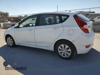 ✅ 2016 Hyundai Accent SE • VIN: KMHCT5AE5GU258671 • Лот: 77833844. Опубликован ранее на Copart с пробегом 112 079 миль. Бесплатный доступ к архиву аукционных продаж из США и подробный отчёт об истории автомобиля на DreamBid. Изображение 2.