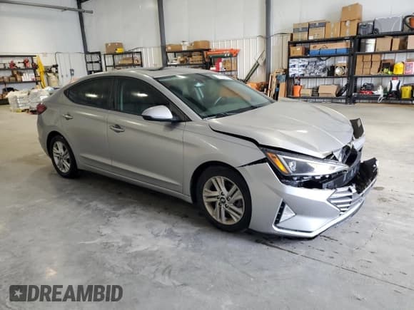 ✅ 2020 Hyundai Elantra Value Edition • VIN: 5NPD84LF7LH551440 • Lot: 86464525. Listed on Copart with 81,651 mi. Free auction sales archive from the USA and detailed vehicle history report at DreamBid. Image 4.