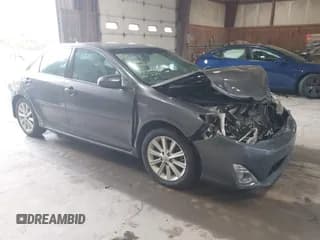 ✅ 2014 Toyota Camry LE • VIN: 4T1BD1FK0EU098485 • Lot: 43305714. Wystawiony na IAAI z przebiegiem 69 977 mil. Bezpłatny archiwum sprzedaży aukcyjnych z USA i szczegółowy raport historii pojazdu na DreamBid. Zdjęcie 1.