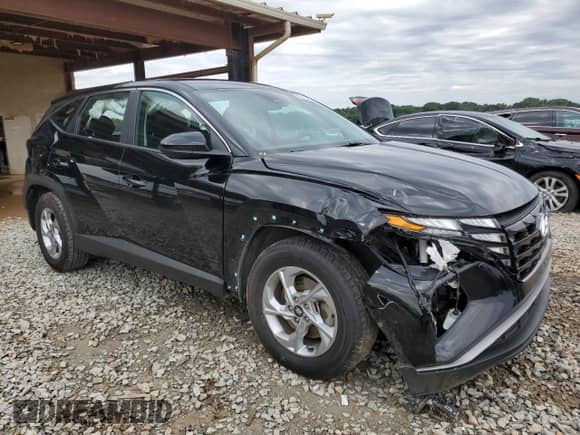 2023 Hyundai Tucson SE z VIN 5NMJA3AE9PH181204, wystawiony jako Copart lot #56988475 z przebiegiem 64 343 mil mil oraz Szkoda całkowita • Salvage title. Historia ofert i sprzedaży dostępna na DreamBid. Obrazek 4.