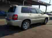 2001 Toyota Highlander с VIN JTEHF21A710033384, выставлен на аукционе Copart как лот 68712775 с пробегом 167 190 миль миль и Списание • Salvage title. История ставок и продаж доступна на DreamBid. Изображение 3.