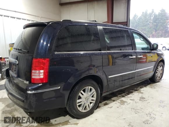 ✅ 2010 Chrysler Town & Country Limited • VIN: 2A4RR6DX4AR206916 • Лот: 89434685. Опубликован ранее на Copart с пробегом 121 277 миль. Бесплатный доступ к архиву аукционных продаж из США и подробный отчёт об истории автомобиля на DreamBid. Изображение 3.