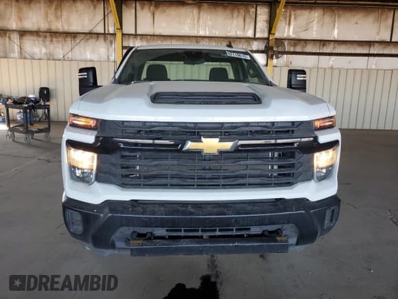 ✅ 2024 Chevrolet Silverado 2500HD Work Truck • VIN: 1GC0WLE76RF366335 • Лот: 92119615. Опубликован ранее на Copart с пробегом 9 370 миль. Бесплатный доступ к архиву аукционных продаж из США и подробный отчёт об истории автомобиля на DreamBid. Изображение 5.