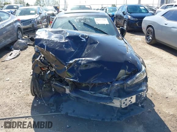 ✅ 2017 Lexus IS 200t • VIN: JTHBA1D24H5039856 • Lot: 43377548. Wystawiony na IAAI z przebiegiem 83 177 mil. Bezpłatny archiwum sprzedaży aukcyjnych z USA i szczegółowy raport historii pojazdu na DreamBid. Zdjęcie 13.