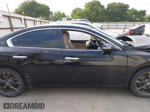 ✅ 2014 Nissan Maxima SV • VIN: 1N4AA5AP5EC499187 • Lot: 42094212. Listed on IAAI with 196,747 mi. Free auction sales archive from the USA and detailed vehicle history report at DreamBid. Image 14.