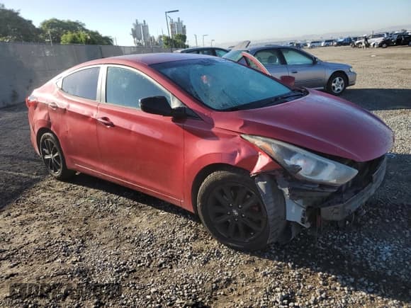 ✅ 2015 Hyundai Elantra SE • VIN: KMHDH4AE6FU412349 • Lot: 86194895. Listed on Copart with 116,149 mi. Free auction sales archive from the USA and detailed vehicle history report at DreamBid. Image 4.