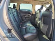 ✅ 2011 Volvo XC60 3.2L • VIN: YV4952DL0B2214628 • Lot: 69550345. Wystawiony na Copart z przebiegiem 126 831 mil. Bezpłatny archiwum sprzedaży aukcyjnych z USA i szczegółowy raport historii pojazdu na DreamBid. Zdjęcie 11.