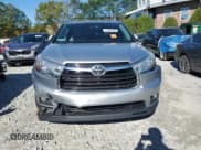 ✅ 2015 Toyota Highlander XLE • VIN: 5TDJKRFH4FS179729 • Lot: 87042465. Listed on Copart with 135,153 mi. Free auction sales archive from the USA and detailed vehicle history report at DreamBid. Image 5.