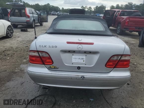 ✅ 2003 Mercedes-Benz CLK 320 • VIN: WDBLK65G23T134316 • Lot: 71629614. Listed on Copart with 141,239 mi. Free auction sales archive from the USA and detailed vehicle history report at DreamBid. Image 6.