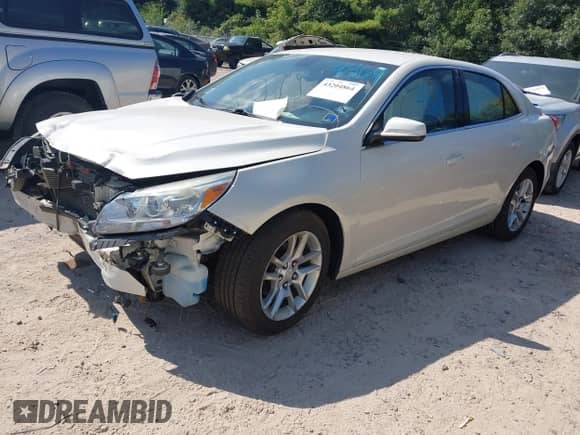 2013 Chevrolet Malibu Eco z VIN 1G11F5RR7DF111027, wystawiony jako IAAI lot #43204864 z przebiegiem 119 349 mil mil oraz . Historia ofert i sprzedaży dostępna na DreamBid. Obrazek 17.