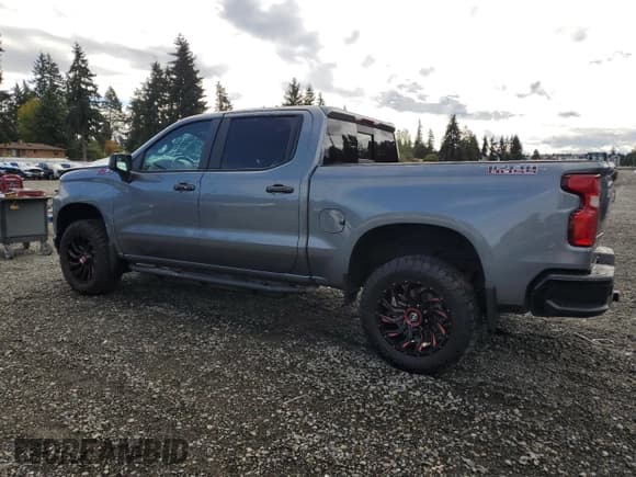 ✅ 2021 Chevrolet Silverado 1500 LT Trail Boss • VIN: 3GCPYFED6MG341314 • Lot: 84067705. Wystawiony na Copart z przebiegiem 50 370 mil. Bezpłatny archiwum sprzedaży aukcyjnych z USA i szczegółowy raport historii pojazdu na DreamBid. Zdjęcie 2.