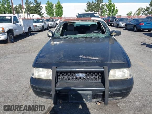 ✅ 2008 Ford Police Interceptor • VIN: 2FAFP71V18X150470 • Lot: 42301553. Listed on IAAI with 82,116 mi. Free auction sales archive from the USA and detailed vehicle history report at DreamBid. Image 12.