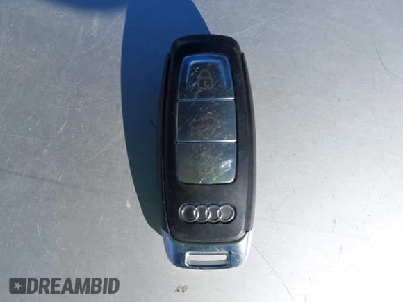 ✅ 2019 Audi A6 Premium • VIN: WAUK2AF2XKN036069 • Lot: 42224273. Wystawiony na IAAI z przebiegiem 31 993 mil. Bezpłatny archiwum sprzedaży aukcyjnych z USA i szczegółowy raport historii pojazdu na DreamBid. Zdjęcie 11.