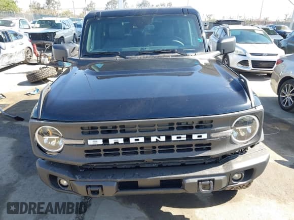 ✅ 2024 Ford Bronco Black Diamond • VIN: 1FMDE1AH3RLB44629 • Lot: 42519169. Listed on IAAI with 3,426 mi. Free auction sales archive from the USA and detailed vehicle history report at DreamBid. Image 13.