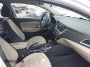 ✅ 2022 Hyundai Accent SE • VIN: 3KPC24A6XNE158345 • Lot: 43674483. Wystawiony na IAAI z przebiegiem 40 347 mil. Bezpłatny archiwum sprzedaży aukcyjnych z USA i szczegółowy raport historii pojazdu na DreamBid. Zdjęcie 5.