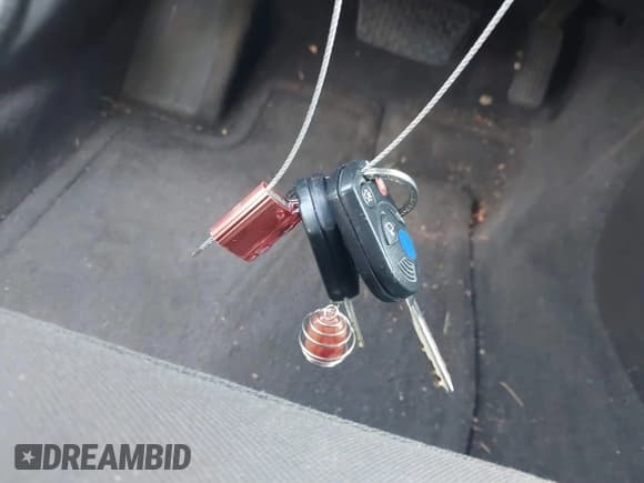 ✅ 2011 Mercury Milan • VIN: 3MEHM0HA6BR602083 • Лот: 40240212. Опубликован ранее на IAAI с пробегом 119 000 миль. Бесплатный доступ к архиву аукционных продаж из США и подробный отчёт об истории автомобиля на DreamBid. Изображение 11.