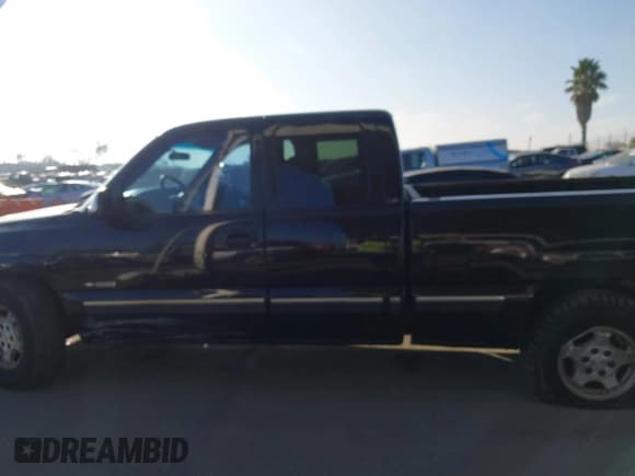 ✅ 2002 Chevrolet Silverado 1500 LS • VIN: 2GCEC19V721222110 • Лот: 43610414. Опубликован ранее на IAAI с пробегом 182 375 миль. Бесплатный доступ к архиву аукционных продаж из США и подробный отчёт об истории автомобиля на DreamBid. Изображение 14.