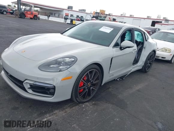 ✅ 2023 Porsche Panamera GTS • VIN: WP0AG2A71PL135536 • Lot: 42065928. Listed on IAAI with 6,818 mi. Free auction sales archive from the USA and detailed vehicle history report at DreamBid. Image 6.