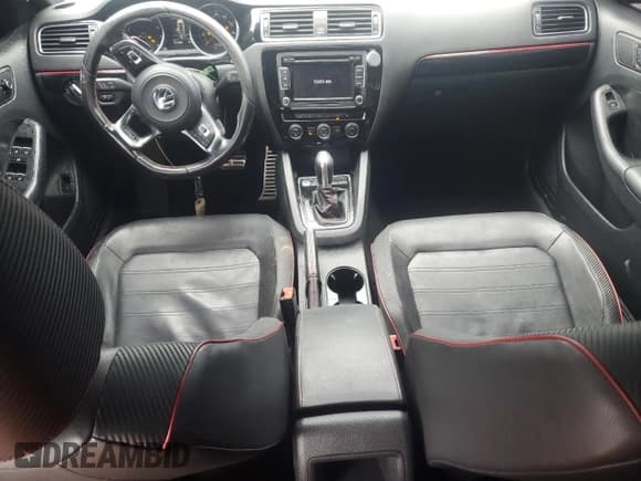 ✅ 2015 Volkswagen Jetta GLI SE • VIN: 3VW4T7AJ0FM232416 • Lot: 47799015. Listed on Copart with 137,400 mi. Free auction sales archive from the USA and detailed vehicle history report at DreamBid. Image 8.