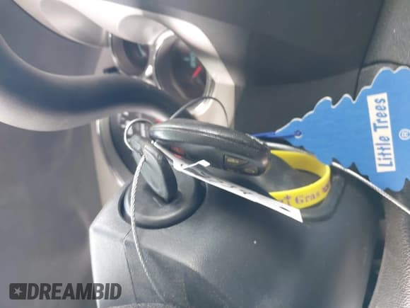 ✅ 2011 Chevrolet Silverado 1500 LT • VIN: 3GCPCSE09BG307739 • Лот: 43544351. Опубликован ранее на IAAI с пробегом 204 198 миль. Бесплатный доступ к архиву аукционных продаж из США и подробный отчёт об истории автомобиля на DreamBid. Изображение 11.