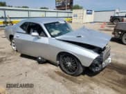 ✅ 2012 Dodge Challenger SXT Plus • VIN: 2C3CDYAG6CH128310 • Lot: 68142034. Wystawiony na Copart z przebiegiem Nie podano. Bezpłatny archiwum sprzedaży aukcyjnych z USA i szczegółowy raport historii pojazdu na DreamBid. Zdjęcie 4.