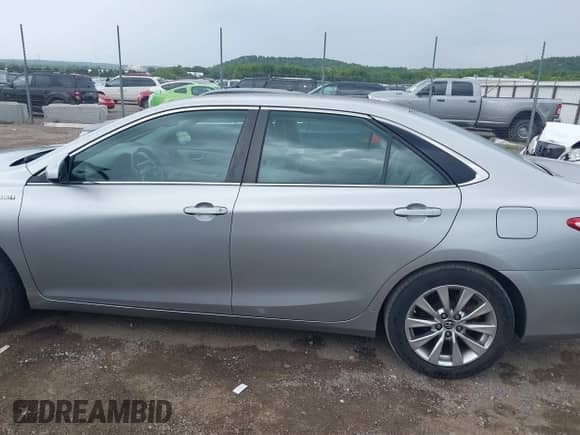 2015 Toyota Camry LE with VIN 4T1BD1FK2FU168750, listed as a IAAI auction lot 42676958 with 128,327 mi miles and . Bid and sale history available at DreamBid. Image 15.