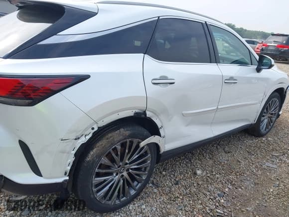 ✅ 2024 Lexus RX 350h • VIN: 2T2BBMCA9RC025394 • Лот: 42481956. Опубликован ранее на IAAI с пробегом 13 910 миль. Бесплатный доступ к архиву аукционных продаж из США и подробный отчёт об истории автомобиля на DreamBid. Изображение 6.