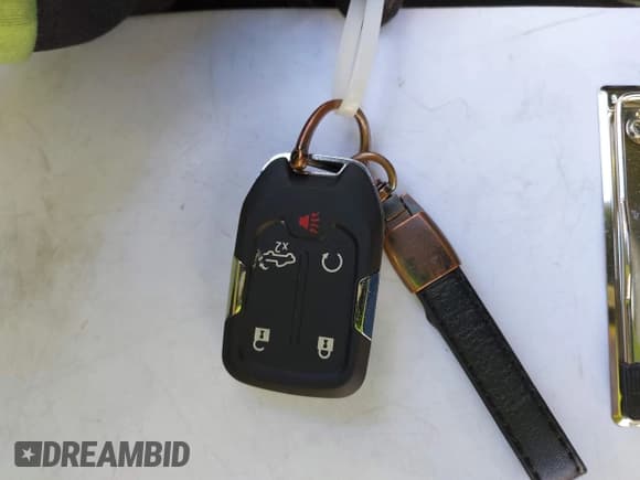 ✅ 2019 Chevrolet Silverado 1500 LT • VIN: 3GCPWCED1KG177455 • Lot: 43459254. Wystawiony na IAAI z przebiegiem 80 162 mil. Bezpłatny archiwum sprzedaży aukcyjnych z USA i szczegółowy raport historii pojazdu na DreamBid. Zdjęcie 11.