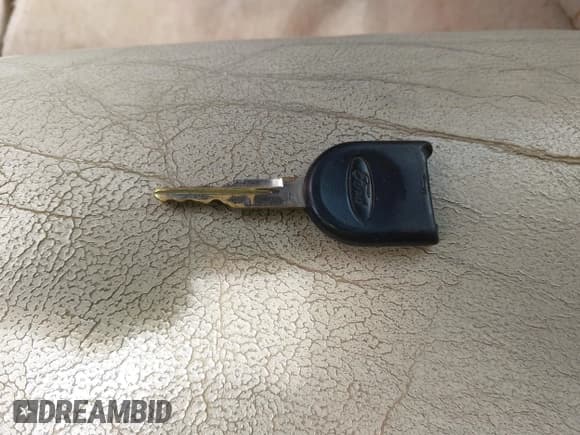 ✅ 2006 Ford Explorer Eddie Bauer • VIN: 1FMEU64846ZA06669 • Lot: 42619662. Wystawiony na IAAI z przebiegiem 200 586 mil. Bezpłatny archiwum sprzedaży aukcyjnych z USA i szczegółowy raport historii pojazdu na DreamBid. Zdjęcie 11.