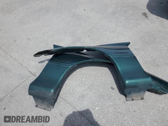 ✅ 1997 Chevrolet Camaro Z28 • VIN: 2G1FP32P0V2102611 • Лот: 63264045. Опубликован ранее на Copart с пробегом 78 141 миль. Бесплатный доступ к архиву аукционных продаж из США и подробный отчёт об истории автомобиля на DreamBid. Изображение 12.