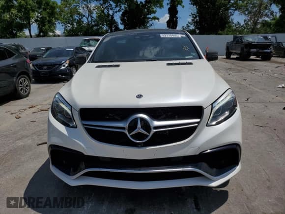 ✅ 2016 Mercedes-Benz GLE 63 S AMG • VIN: 4JGED7FB3GA038236 • Lot: 62570405. Wystawiony na Copart z przebiegiem 129 386 mil. Bezpłatny archiwum sprzedaży aukcyjnych z USA i szczegółowy raport historii pojazdu na DreamBid. Zdjęcie 5.