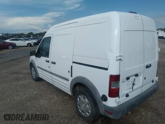 ✅ 2011 Ford Transit Connect XL • VIN: NM0LS7AN1BT059826 • Lot: 42676761. Wystawiony na IAAI z przebiegiem 210 174 mil. Bezpłatny archiwum sprzedaży aukcyjnych z USA i szczegółowy raport historii pojazdu na DreamBid. Zdjęcie 3.