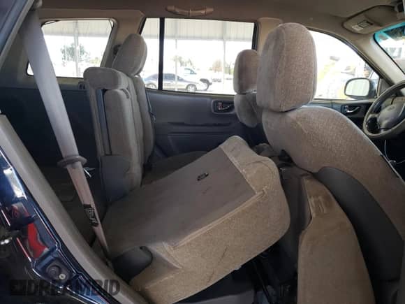 2004 Hyundai Santa Fe GLS z VIN KM8SC73D44U640309, wystawiony jako Copart lot #82621535 z przebiegiem 250 159 mil mil oraz Szkoda całkowita • Salvage title. Historia ofert i sprzedaży dostępna na DreamBid. Obrazek 11.