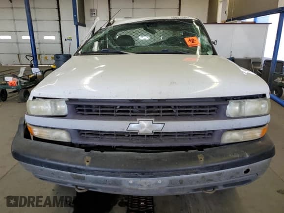 ✅ 1999 Chevrolet Silverado 1500 LS • VIN: 1GCEK19T3XZ168921 • Лот: 76471124. Опубликован ранее на Copart с пробегом 247 879 миль. Бесплатный доступ к архиву аукционных продаж из США и подробный отчёт об истории автомобиля на DreamBid. Изображение 5.