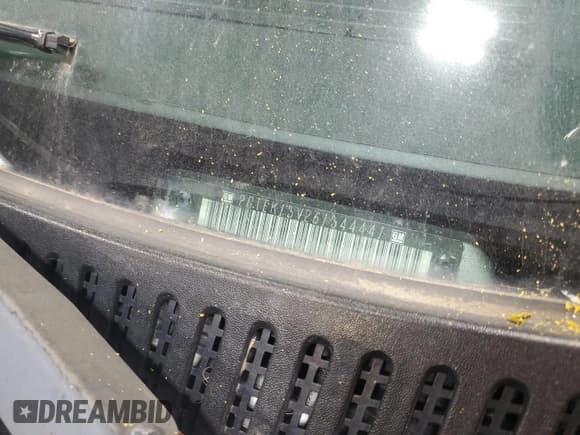 ✅ 2006 GMC Sierra 1500 SL • VIN: 2GTEK13V261344441 • Лот: 91567465. Опубликован ранее на Copart с пробегом 227 895 миль. Бесплатный доступ к архиву аукционных продаж из США и подробный отчёт об истории автомобиля на DreamBid. Изображение 12.