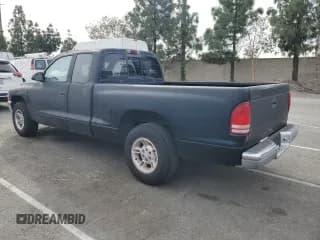 ✅ 1998 Dodge Dakota SLT • VIN: 1B7GL22Y1WS599671 • Lot: 84451994. Wystawiony na Copart z przebiegiem 108 623 mil. Bezpłatny archiwum sprzedaży aukcyjnych z USA i szczegółowy raport historii pojazdu na DreamBid. Zdjęcie 2.