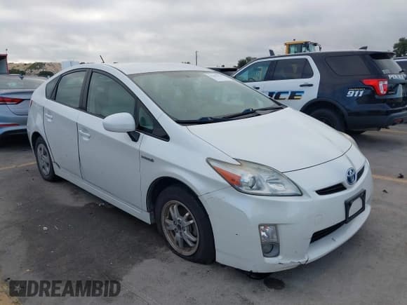 ✅ 2011 Toyota Prius I • VIN: JTDKN3DU3B1371580 • Lot: 43283336. Listed on IAAI with 220,578 mi. Free auction sales archive from the USA and detailed vehicle history report at DreamBid. Image 1.