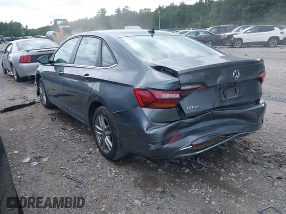 ✅ 2019 Volkswagen Jetta SEL • VIN: 3VWE57BU6KM009878 • Lot: 39717334. Listed on IAAI with 103,783 mi. Free auction sales archive from the USA and detailed vehicle history report at DreamBid. Image 3.