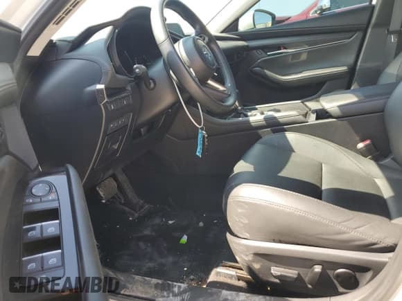 ✅ 2021 Mazda 3 Preferred • VIN: 3MZBPBCL7MM252107 • Lot: 63917295. Listed on Copart with 47,960 mi. Free auction sales archive from the USA and detailed vehicle history report at DreamBid. Image 7.