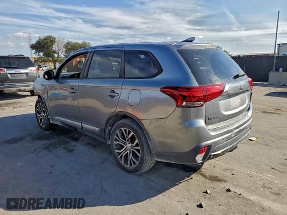 ✅ 2017 Mitsubishi Outlander ES • VIN: JA4AD2A39HZ014946 • Lot: 93123005. Wystawiony na Copart z przebiegiem 149 177 mil. Bezpłatny archiwum sprzedaży aukcyjnych z USA i szczegółowy raport historii pojazdu na DreamBid. Zdjęcie 2.