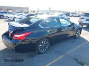 ✅ 2017 Nissan Altima SL • VIN: 1N4AL3AP9HC111882 • Lot: 42923778. Listed on IAAI with 88,591 mi. Free auction sales archive from the USA and detailed vehicle history report at DreamBid. Image 4.