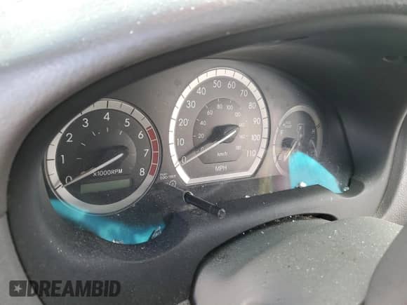 2005 Toyota Sienna LE z VIN 5TDZA23C25S327722, wystawiony jako Copart lot #81860835 z przebiegiem Nie podano mil oraz Szkoda całkowita • Salvage title. Historia ofert i sprzedaży dostępna na DreamBid. Obrazek 9.