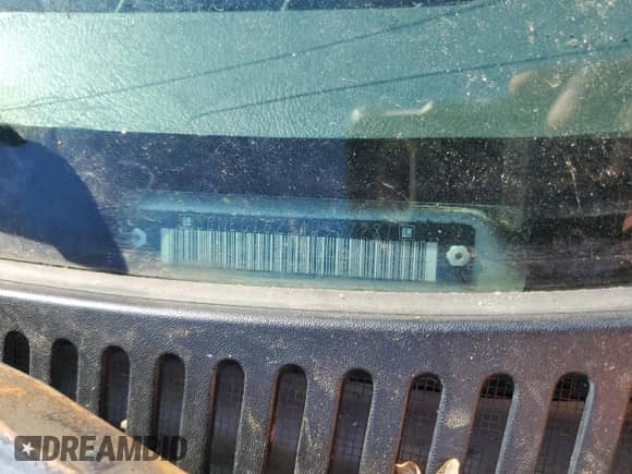 2004 Chevrolet Suburban LT с VIN 3GNEC16Z54G337281, выставлен на аукционе Copart как лот 77038124 с пробегом 188 798 миль миль и Списание • Salvage title. История ставок и продаж доступна на DreamBid. Изображение 13.