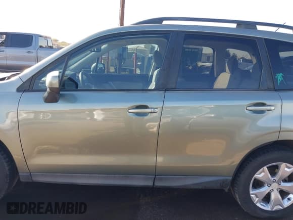 ✅ 2014 Subaru Forester Premium • VIN: JF2SJAEC7EH492101 • Lot: 43771288. Wystawiony na IAAI z przebiegiem 117 636 mil. Bezpłatny archiwum sprzedaży aukcyjnych z USA i szczegółowy raport historii pojazdu na DreamBid. Zdjęcie 15.