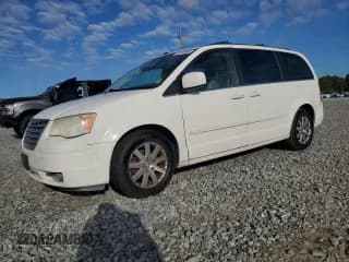 ✅ 2008 Chrysler Town & Country Touring • VIN: 2A8HR54P98R681296 • Lot: 86158065. Listed on Copart with 260,512 mi. Free auction sales archive from the USA and detailed vehicle history report at DreamBid. Image 1.