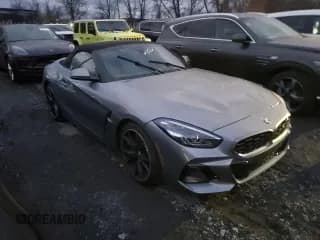 ✅ 2024 BMW Z4 sDriveM40i • VIN: WBAHF9C02RWY35106 • Lot: 82878254. Listed on Copart with 3,199 mi. Free auction sales archive from the USA and detailed vehicle history report at DreamBid. Image 4.