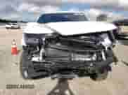 2024 Chevrolet Suburban LT z VIN 1GNSCCKD7RR191966, wystawiony jako Copart lot #69466314 z przebiegiem 7 066 mil mil oraz Szkoda całkowita • Salvage title. Historia ofert i sprzedaży dostępna na DreamBid. Obrazek 5.