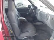 ✅ 2004 Chevrolet S-10 LS • VIN: 1GCDT13X74K132576 • Лот: 41593818. Опубликован ранее на IAAI с пробегом 88 511 миль. Бесплатный доступ к архиву аукционных продаж из США и подробный отчёт об истории автомобиля на DreamBid. Изображение 5.