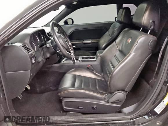 2014 Dodge Challenger R/T с VIN 2C3CDYBT5EH310871, выставлен на аукционе Copart как лот 63413965 с пробегом 95 604 миль миль и Чистый • Clean title. История ставок и продаж доступна на DreamBid. Изображение 7.